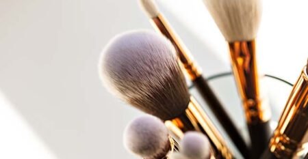 professional-make-up-brush