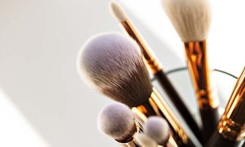 Estructura química de productos cosméticos para cuidado cutáneo. Estudio teórico.